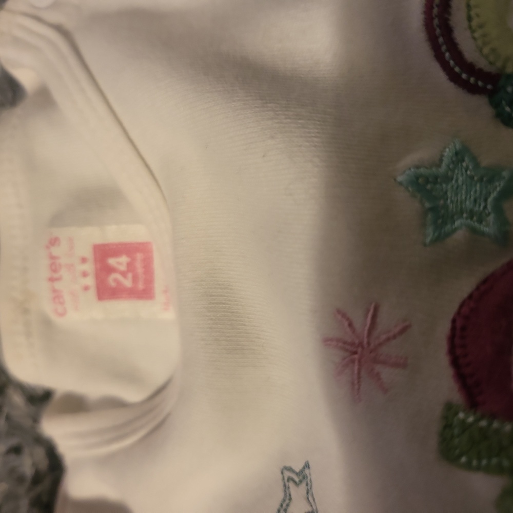 Duo: Calvin Klien Velour Hoodie/Jacket & Carters Longsleeve Onsie Both 24mth - Picture 5 of 6